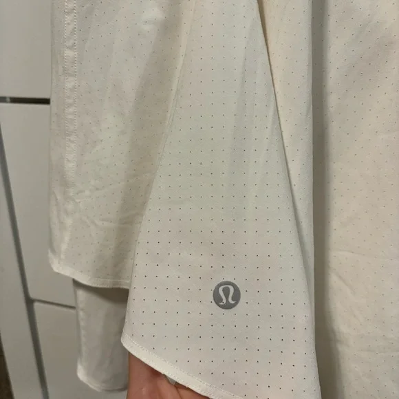 Lululemon Court Rival Perforated High-Rise Skirt - Picture 4 of 10